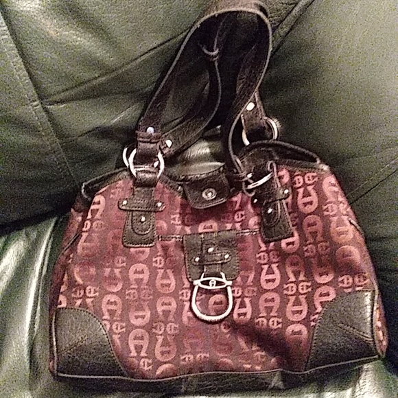 Etienne Aigner Shoulder Bag in Signature Print Brown and Rust Solid X-large - Picture 7 of 7